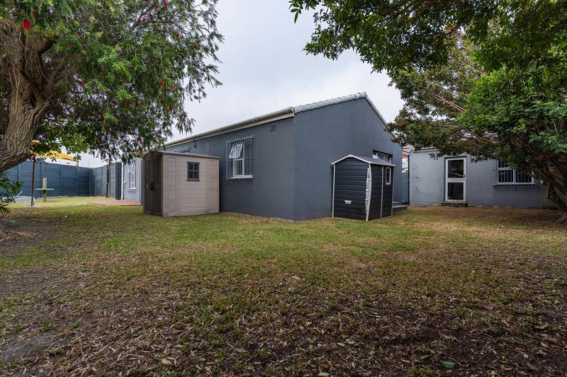 3 Bedroom Property for Sale in Wetton Western Cape